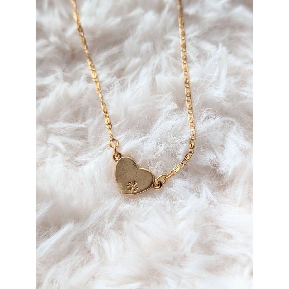 TORY BURCH Gold Matted Tiny Heart Etched Logo Chain Necklace - Picture 2 of 4